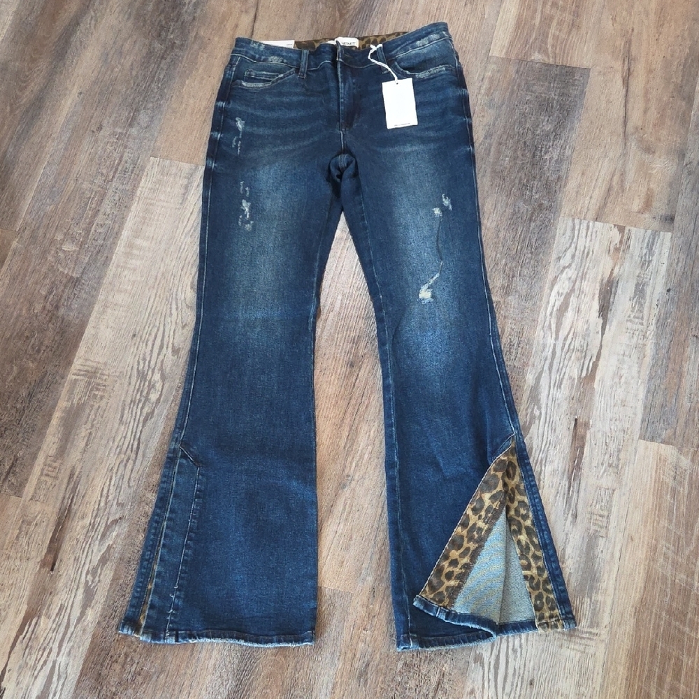 Vervet Women's Blue Flare Jeans with Leopard Detail